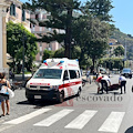 Incidente a Maiori: scontro tra auto e scooter sulla SS 163, ragazza al pronto soccorso