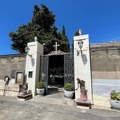 Cimitero Maiori<br />&copy; Massimiliano D'Uva