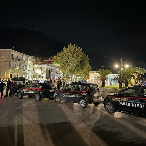 Carabinieri a Maiori<br />&copy; Massimiliano D'Uva