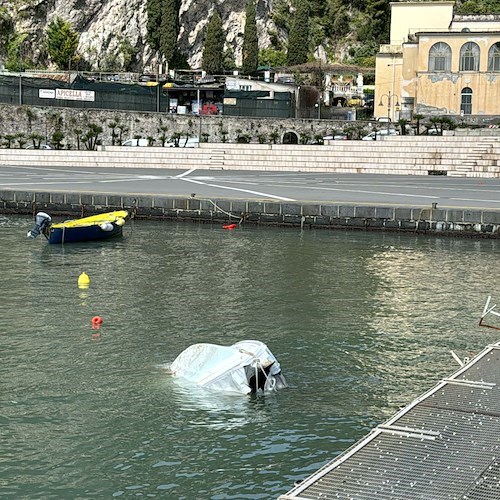 Maiori: gommone affondato al porto<br />&copy; Massimiliano D'Uva