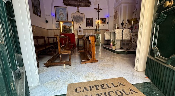 Furto alla Cappella San Nicola di Maiori: rubata la cassetta delle offerte